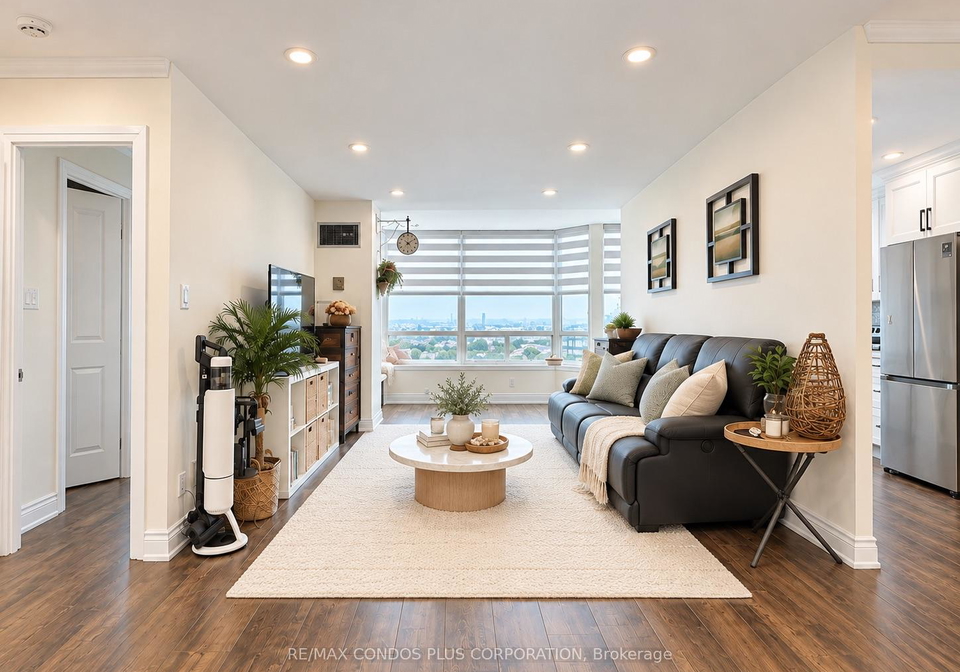 120-promenade-circle-vaughan-ontario-n13777008