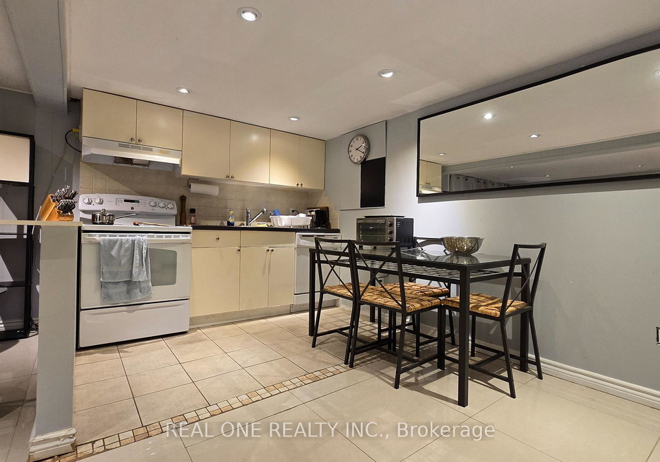 369-browndale-crescent-richmond-hill-ontario-n13777234