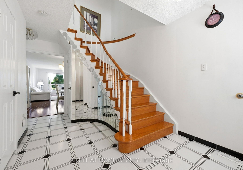 87-william-honey-crescent-markham-ontario-n13777368