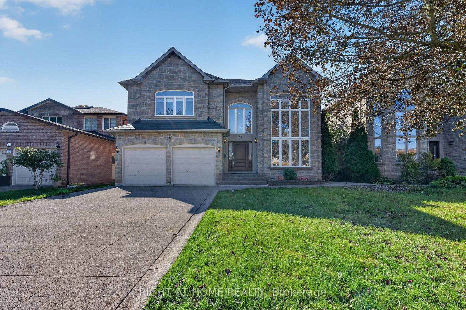23-mackay-drive-richmond-hill-ontario-n13777410