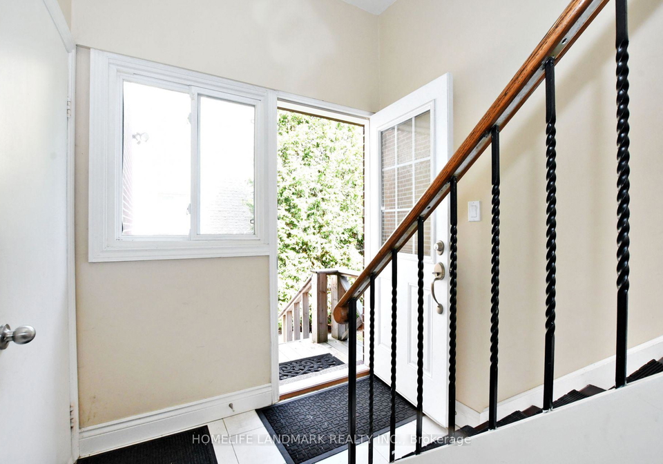 109-brookside-road-s-richmond-hill-ontario-n13778188