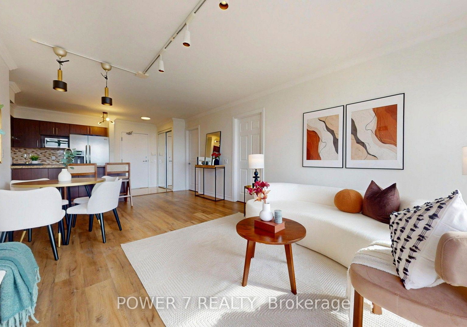 9015-leslie-street-richmond-hill-ontario-n13778302