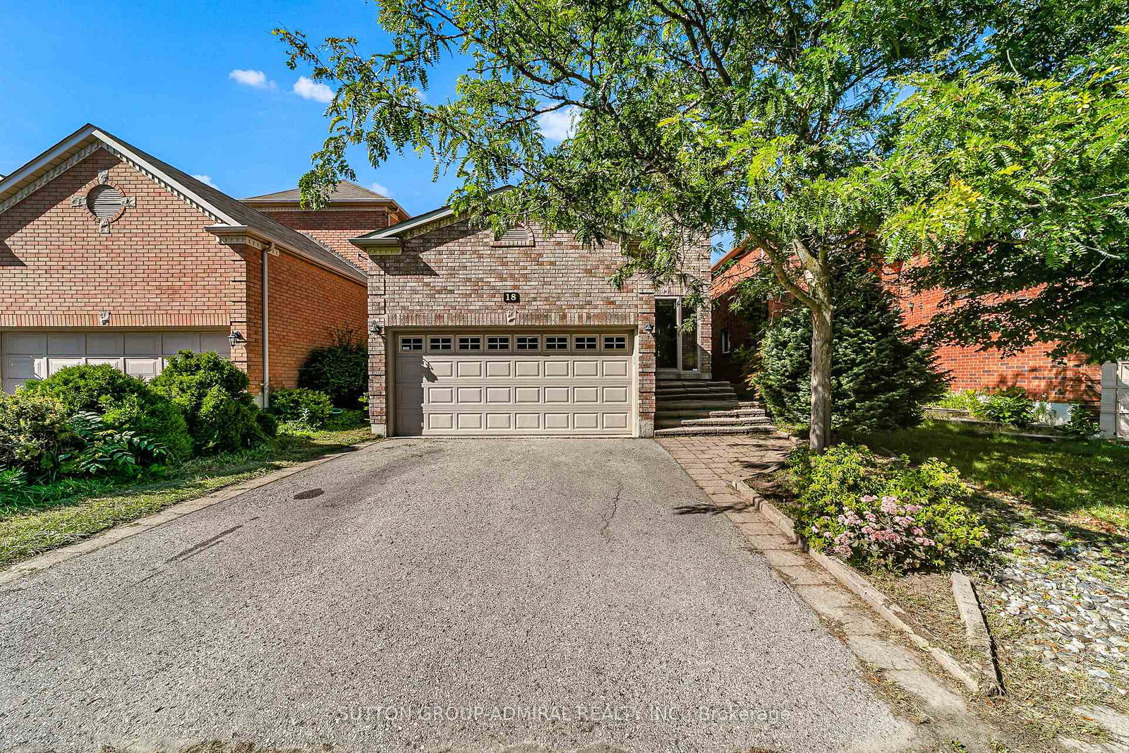 18-buckhorn-avenue-richmond-hill-ontario-n13778978
