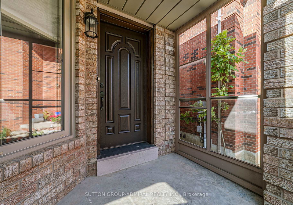 18-buckhorn-avenue-richmond-hill-ontario-n13778978