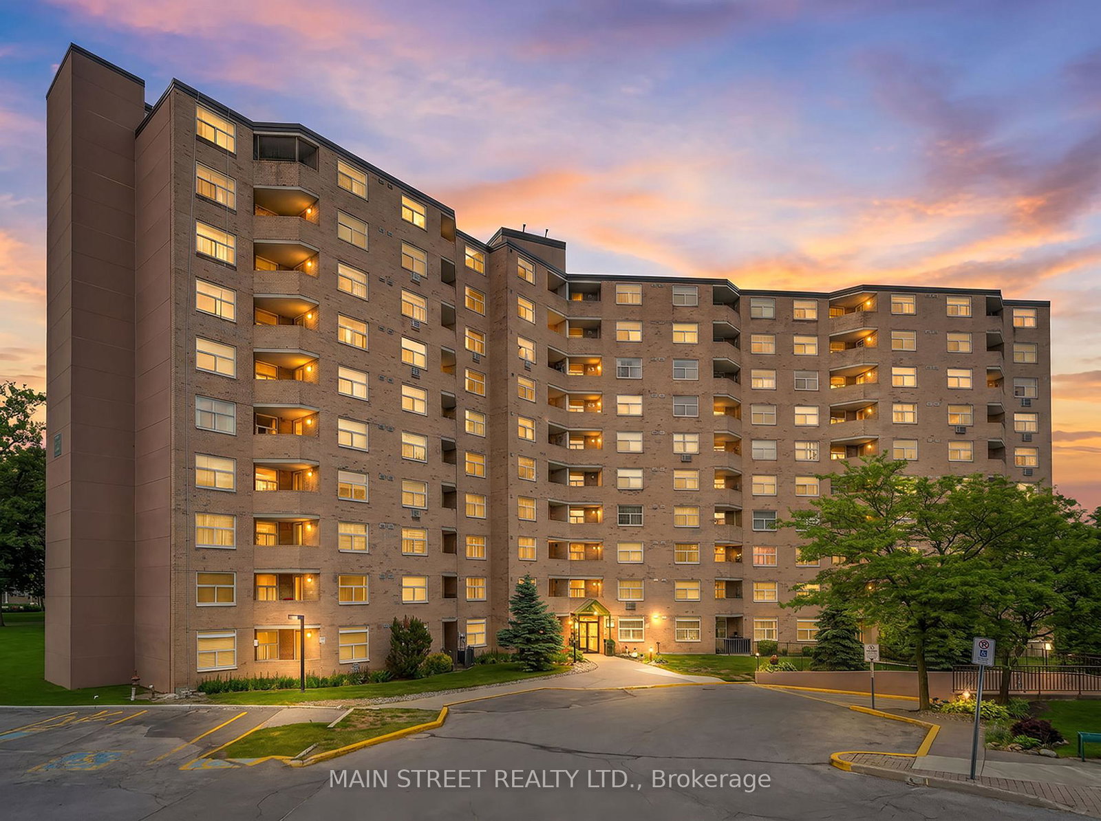 260-davis-drive-newmarket-ontario-n13778986