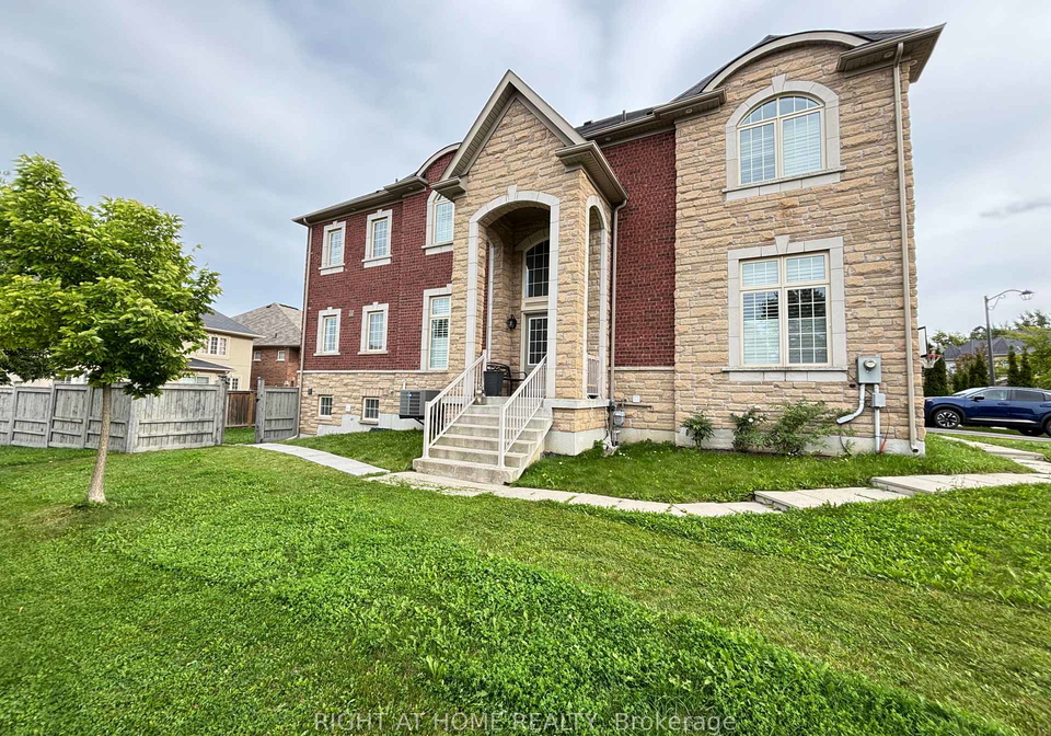 33-heintzman-crescent-vaughan-ontario-n13779652