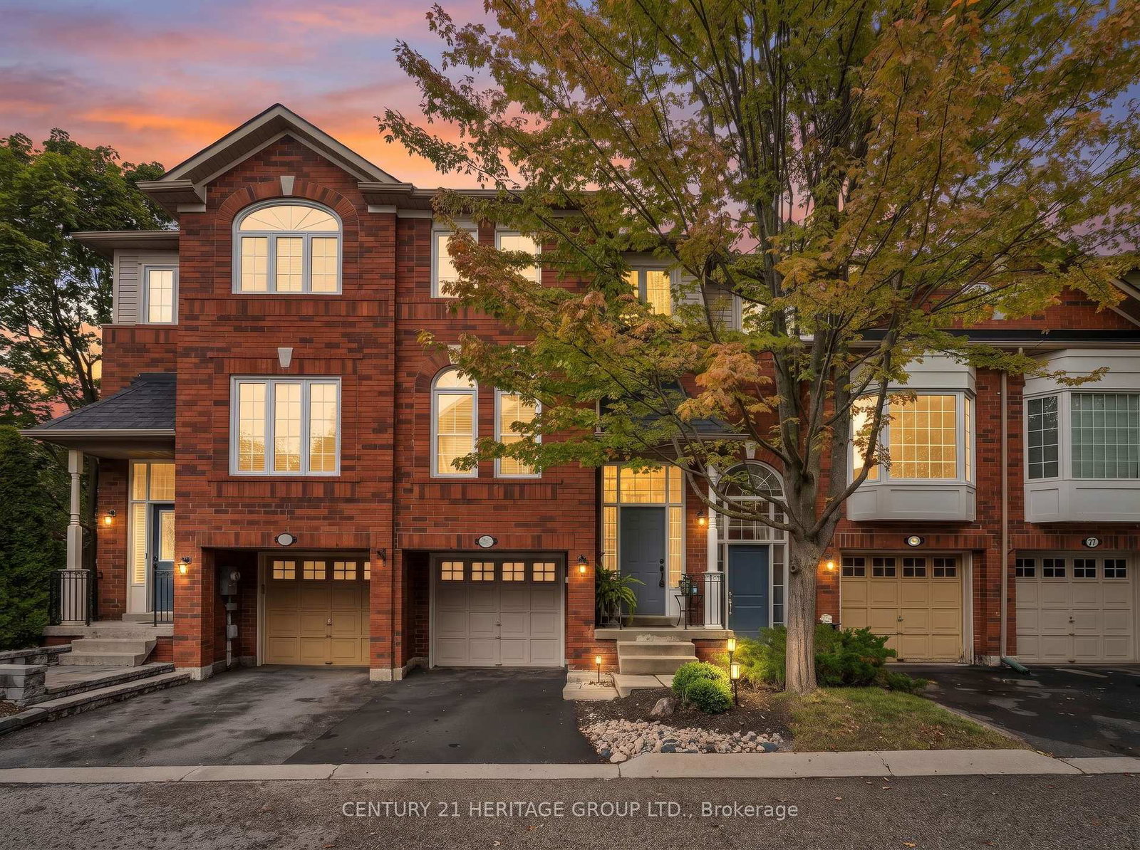 83-mosaics-avenue-aurora-ontario-n13780260