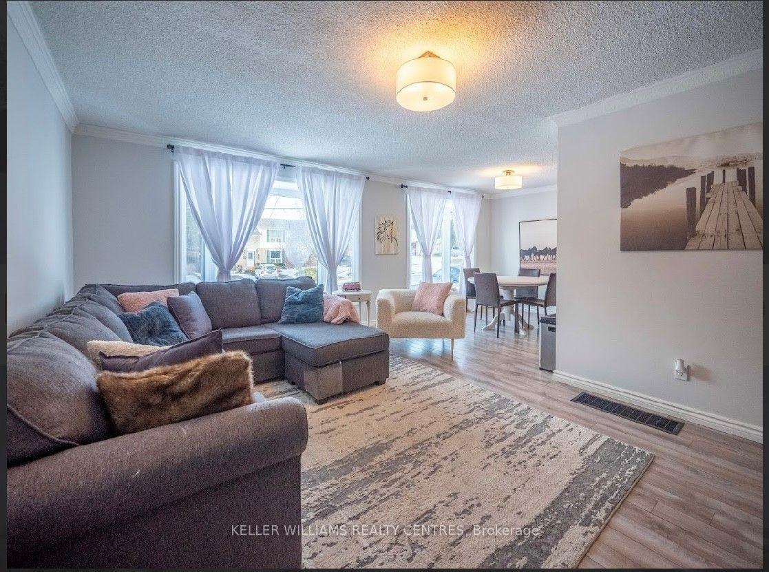 807-greenfield-crescent-newmarket-ontario-n13780702