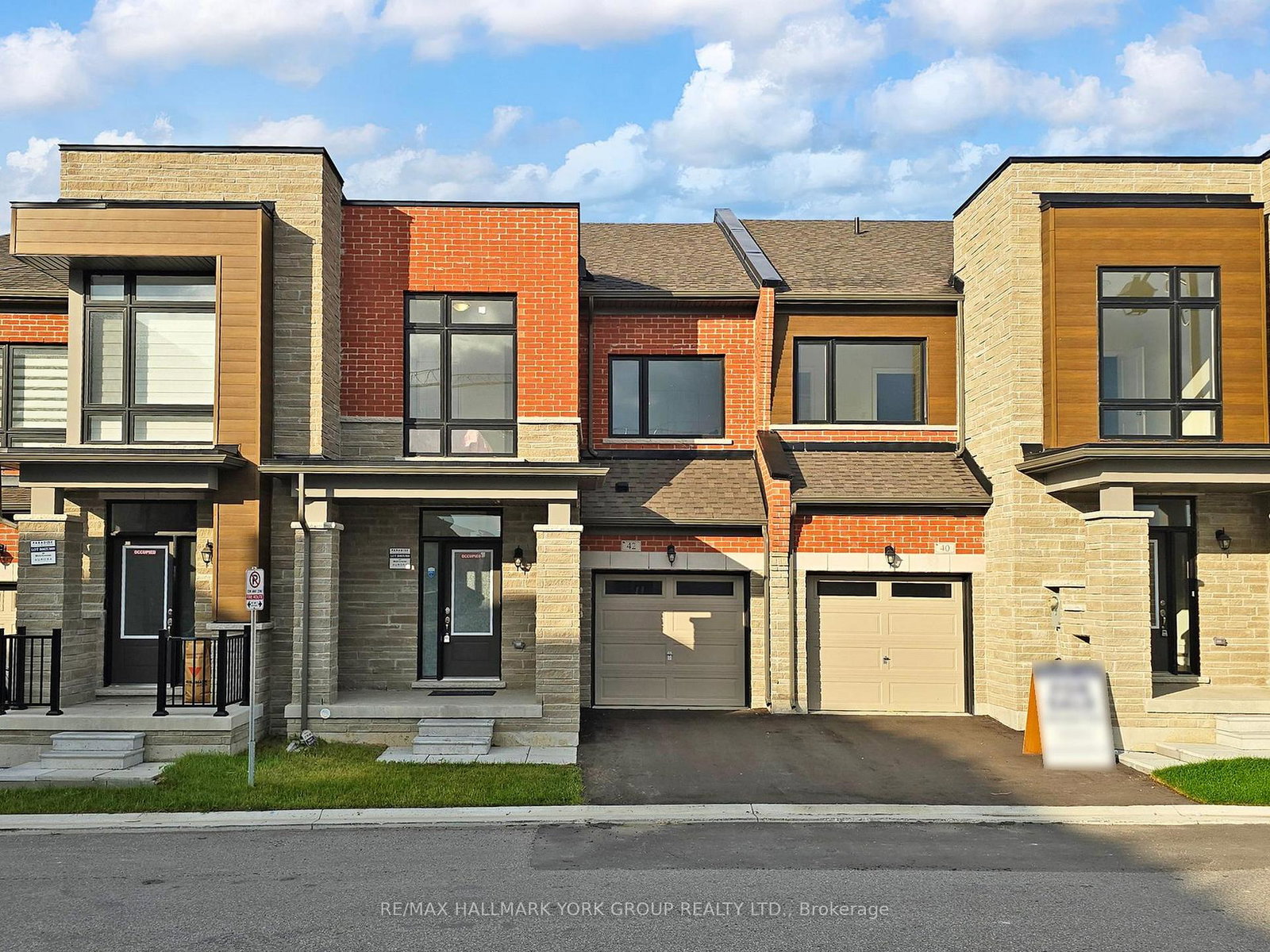 42-blick-crescent-aurora-ontario-n13780920
