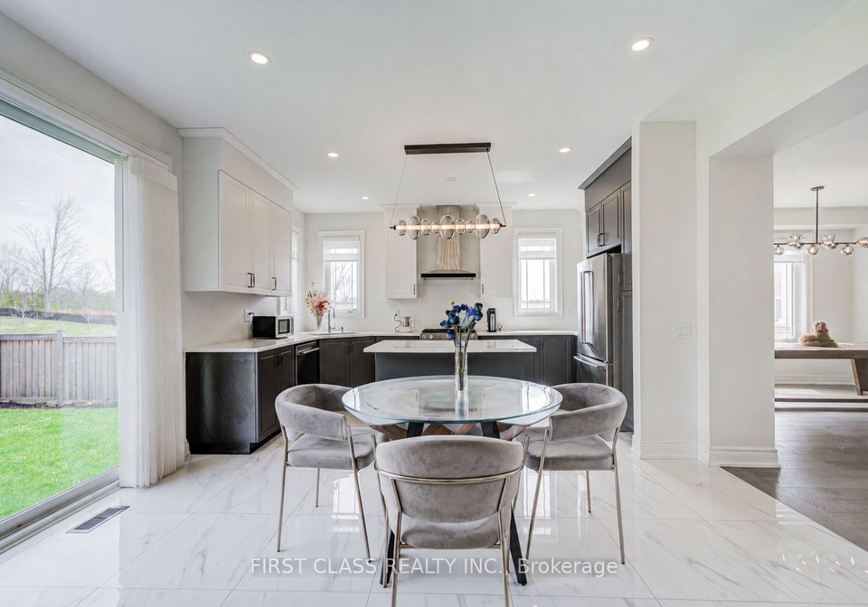 376-seaview-heights-east-gwillimbury-ontario-n13780964