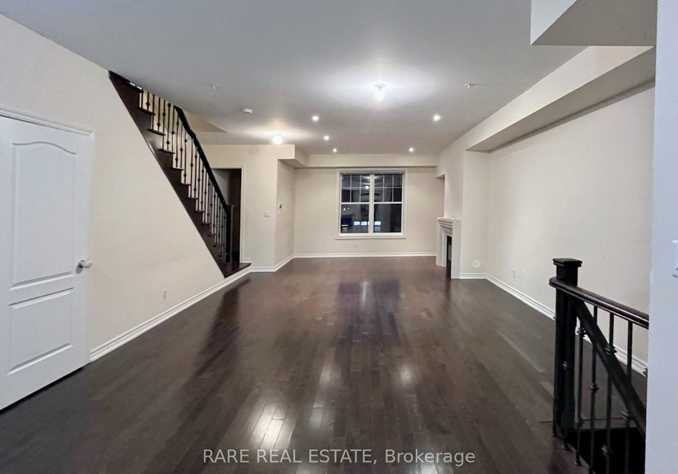 18-cathedral-high-street-markham-ontario-n13781690