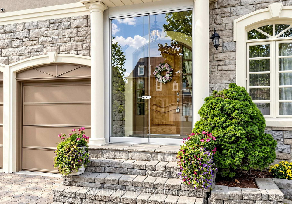 20-ormsby-court-richmond-hill-ontario-n13781744