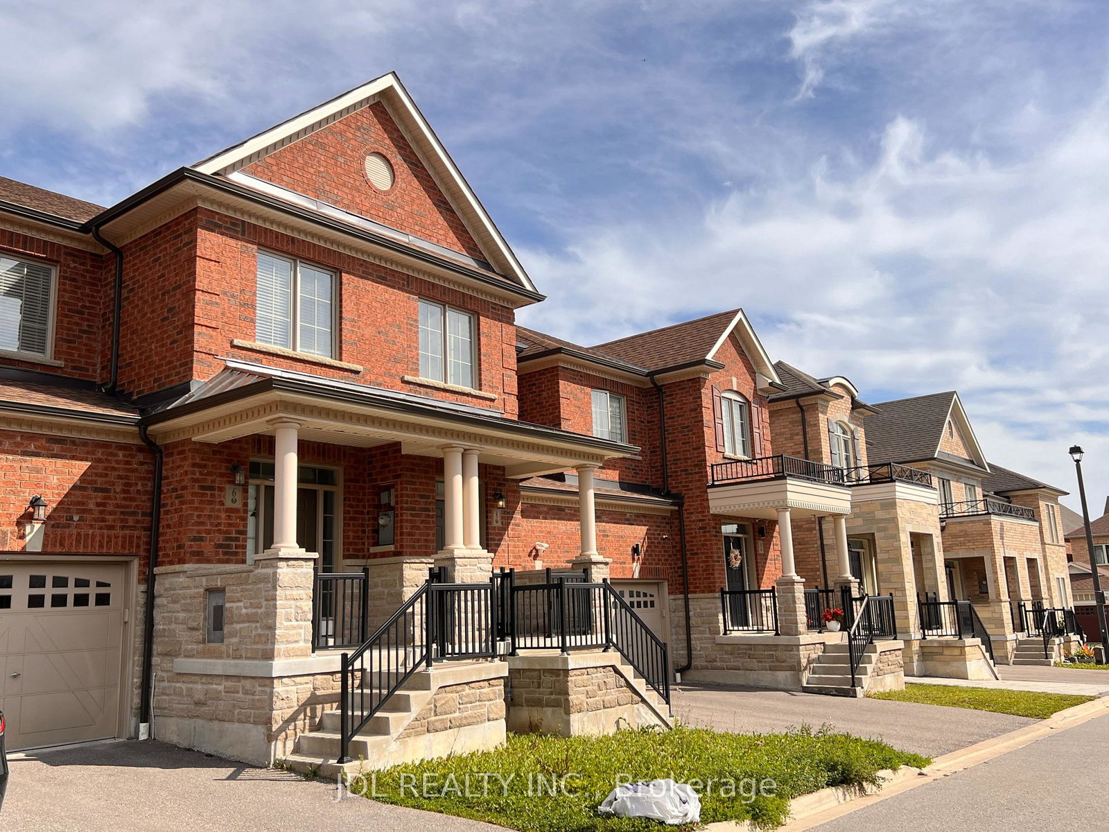 6-twinflower-lane-richmond-hill-ontario-n13781796