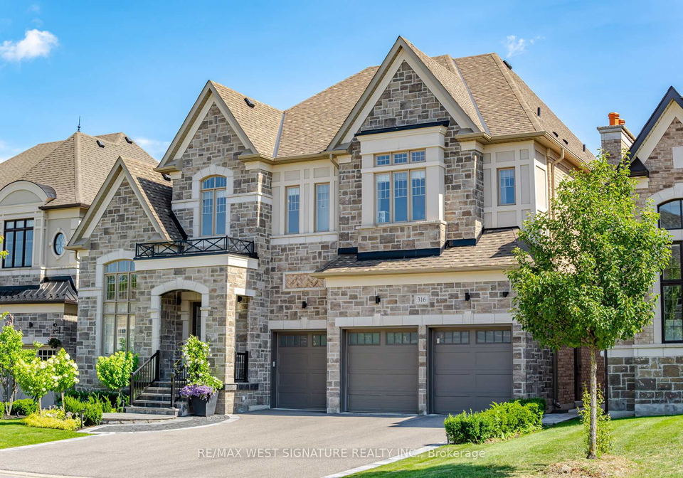 316-touch-gold-crescent-aurora-ontario-n13782624