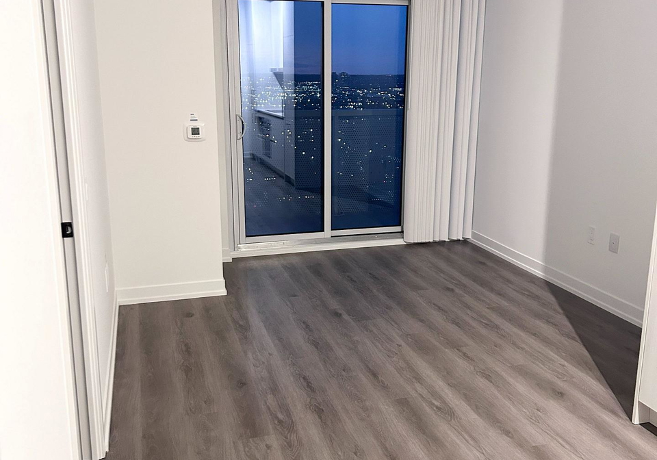 225-commerce-street-vaughan-ontario-n13783224