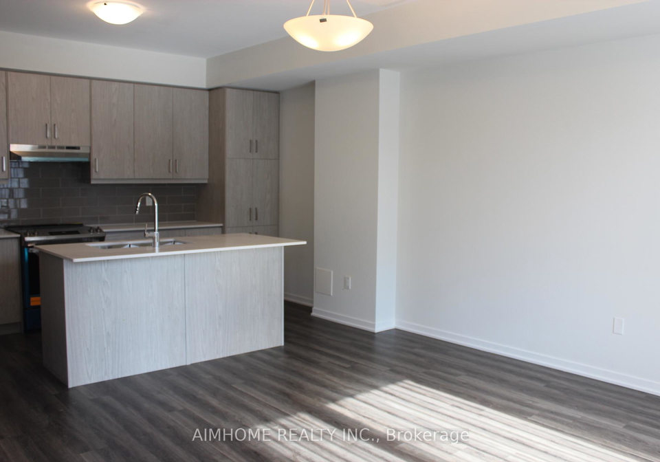 80-honeycrisp-crescent-vaughan-ontario-n13783490