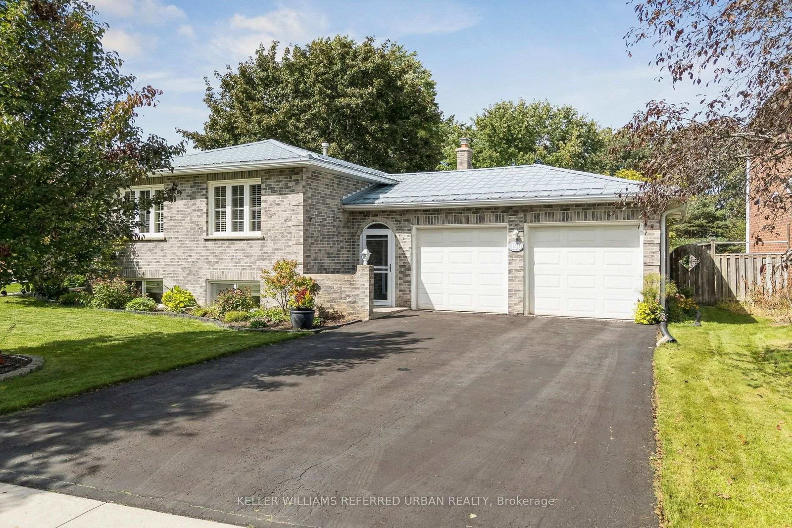 190-hilltop-drive-east-gwillimbury-ontario-n13783844