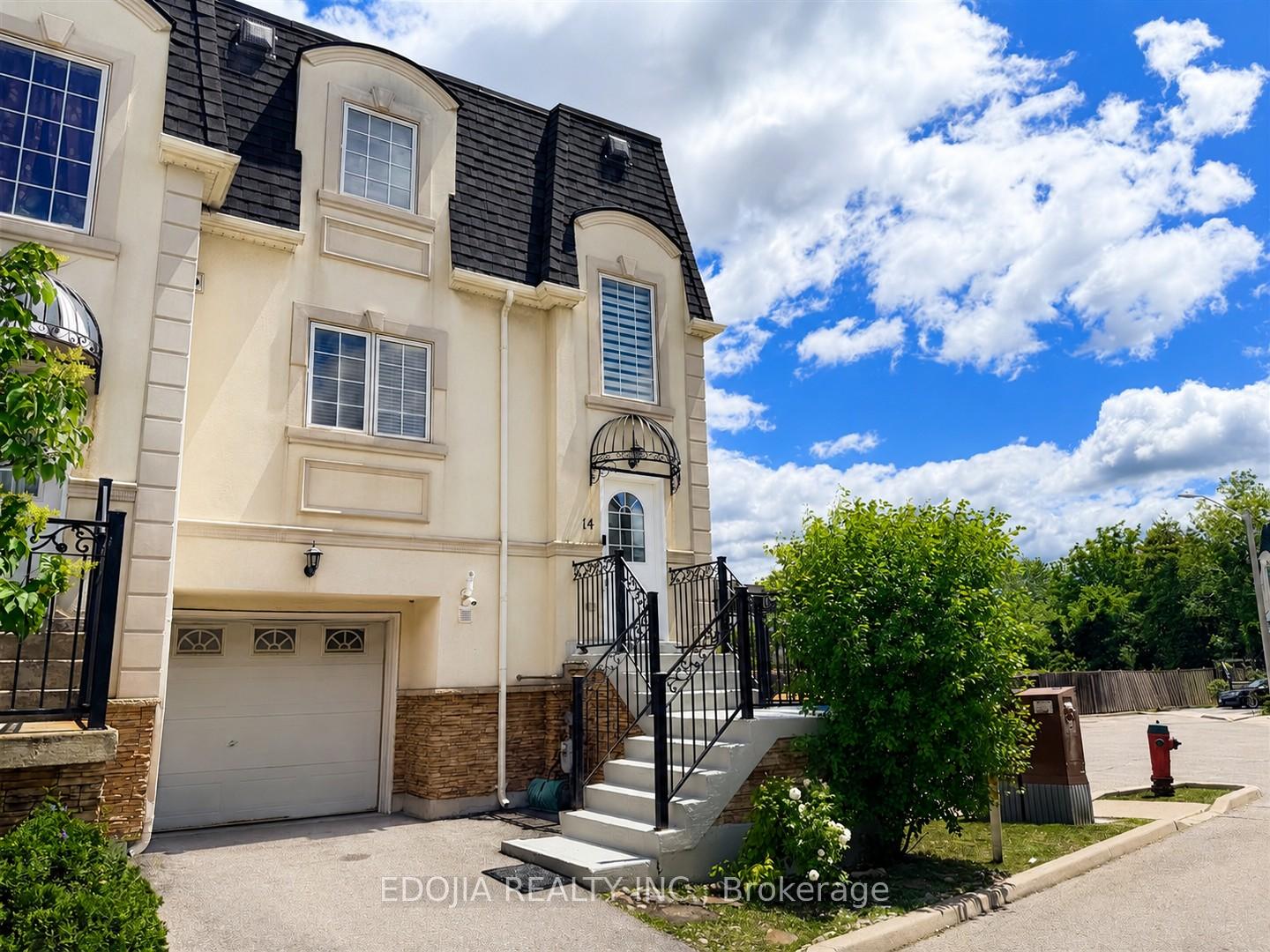 215-16th-avenue-richmond-hill-ontario-n13783996