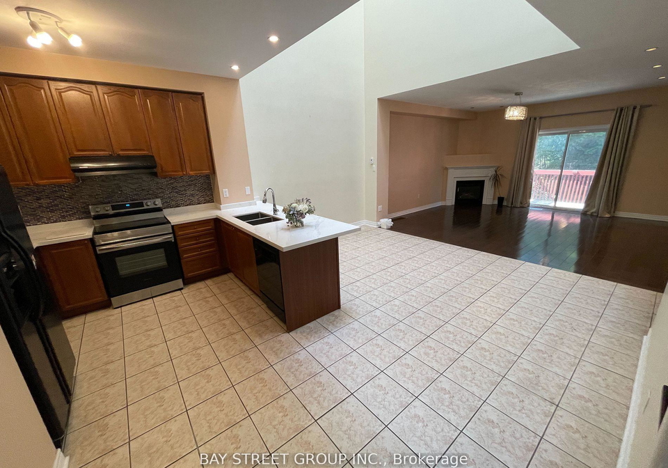 220-yorkland-street-richmond-hill-ontario-n13784010
