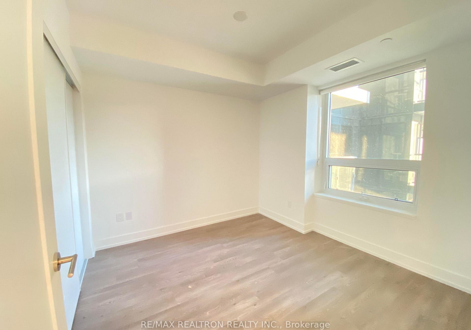 8-cedarland-drive-markham-ontario-n13784020
