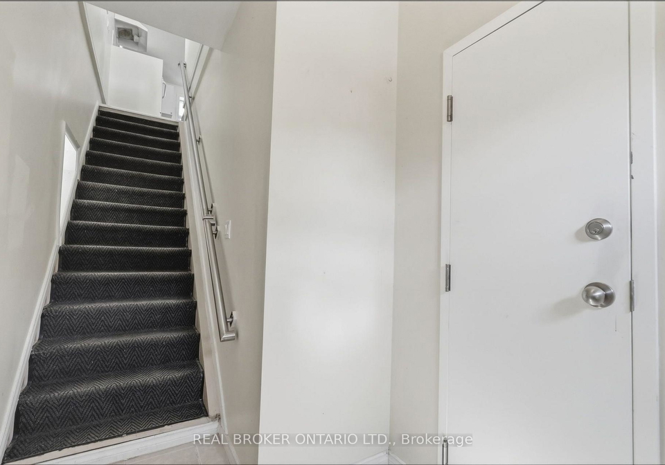 6-temperance-street-uxbridge-ontario-n13784080