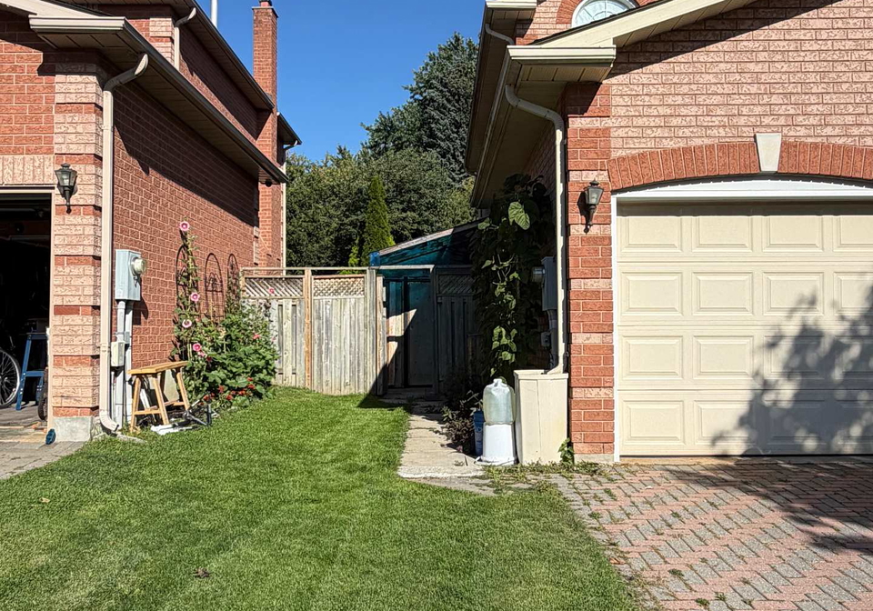 185-manhattan-drive-markham-ontario-n13784654