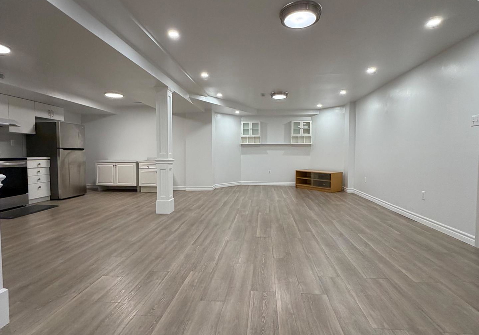 185-manhattan-drive-markham-ontario-n13784654