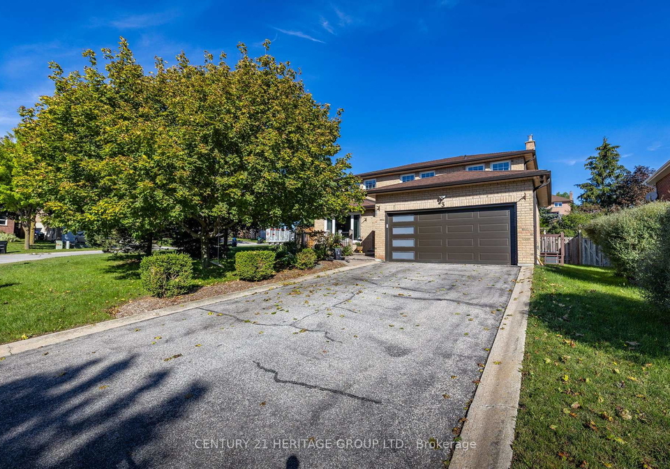 3-royal-court-bradford-west-gwillimbury-ontario-n13784716