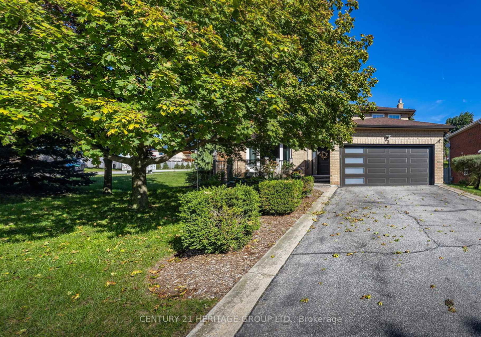 3-royal-court-bradford-west-gwillimbury-ontario-n13784716