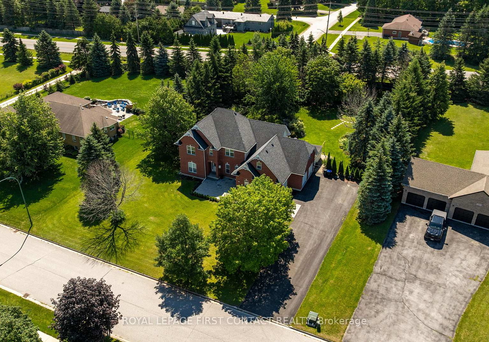 43-vanderpost-crescent-essa-ontario-n13785038