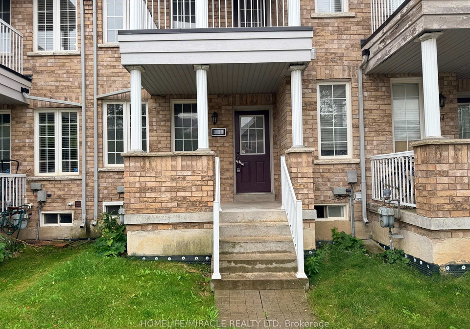 359-caboto-trail-markham-ontario-n13786922
