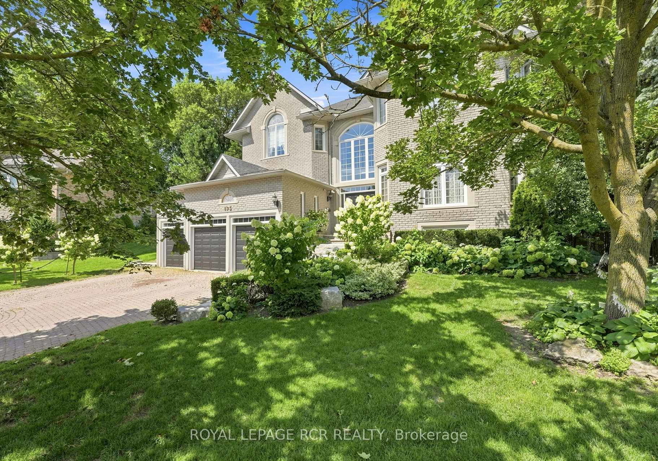 193-sherwood-place-newmarket-ontario-n13786946