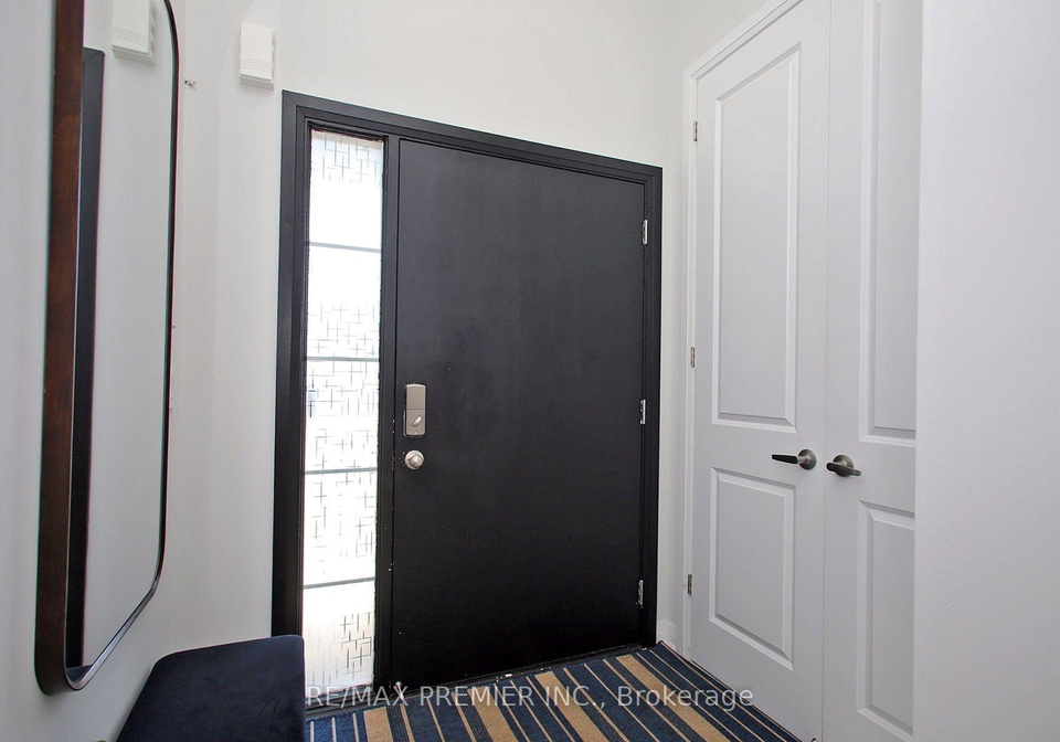 18-landolfi-way-bradford-west-gwillimbury-ontario-n13787078