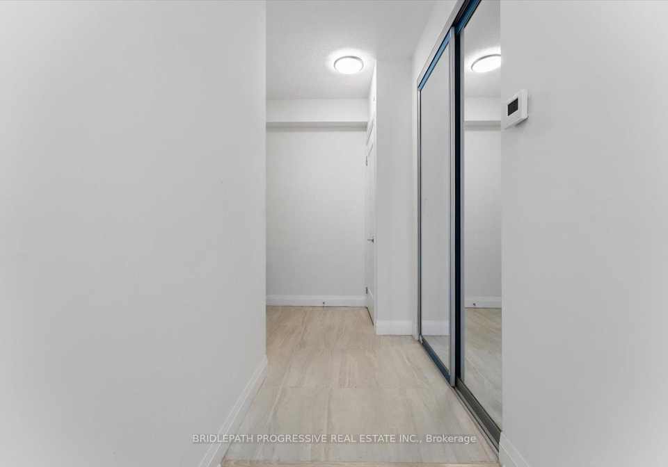 398-highway-7-e-richmond-hill-ontario-n13787346