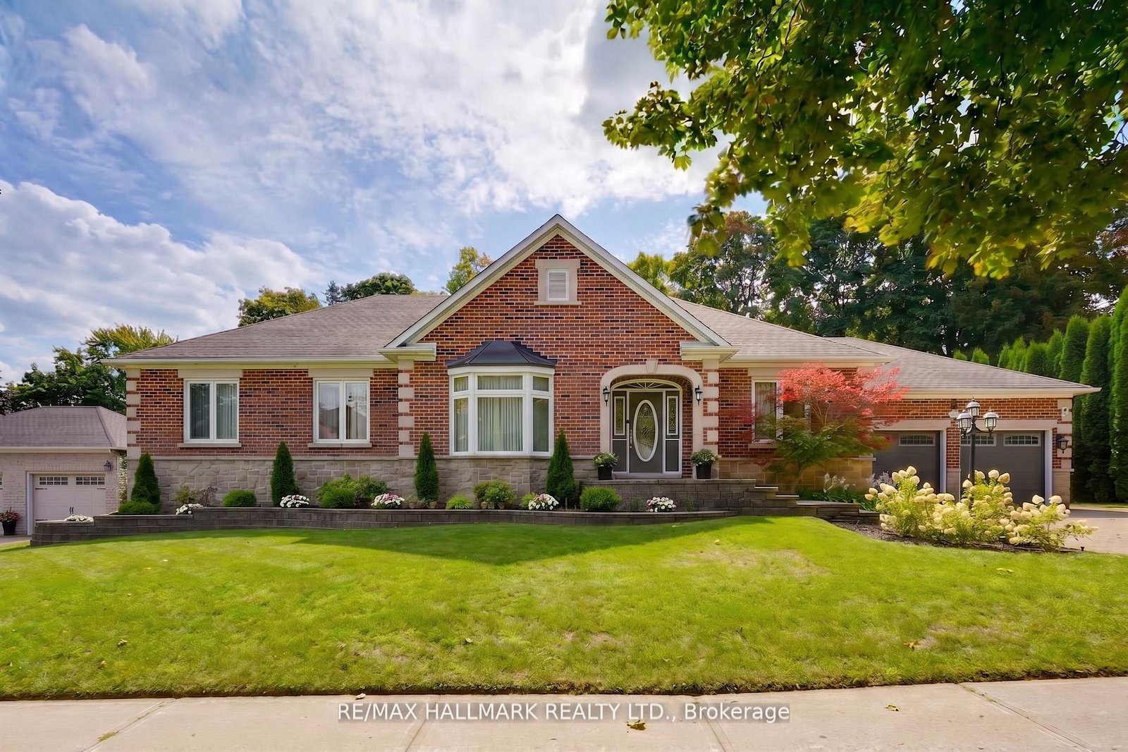 71-willow-farm-lane-aurora-ontario-n13788676