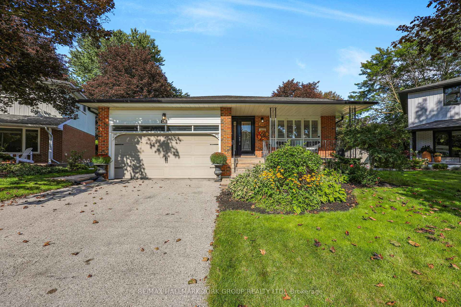 93-julia-court-newmarket-ontario-n13788860