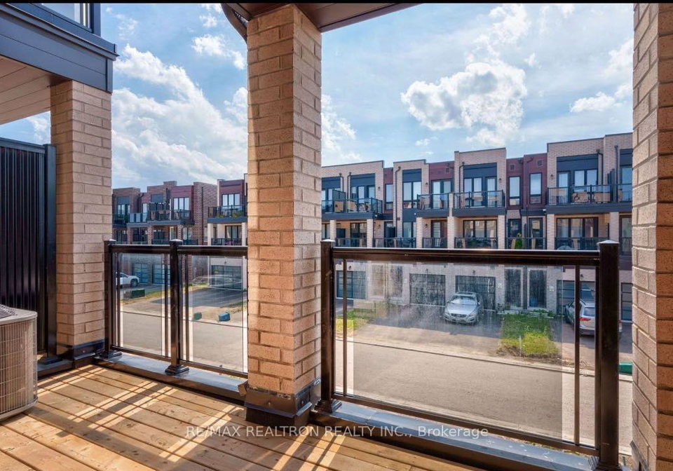 43-mikayla-lane-markham-ontario-n13789782