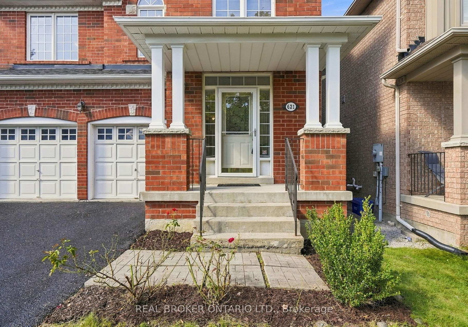 621-society-crescent-newmarket-ontario-n13789888