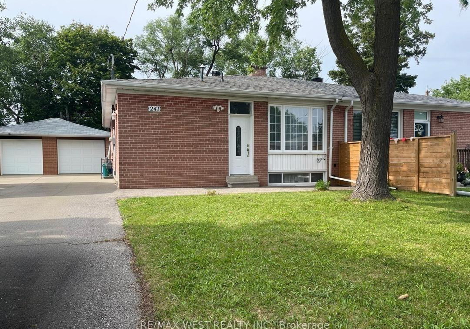 241-ashlar-road-richmond-hill-ontario-n13790004