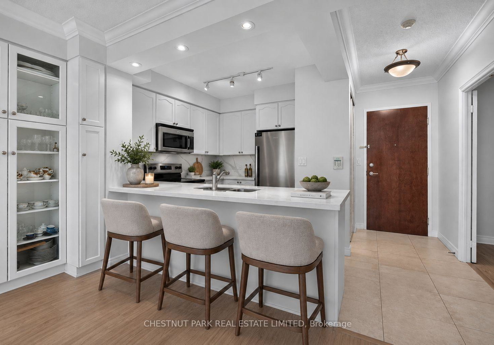 100-promenade-circle-vaughan-ontario-n13790962