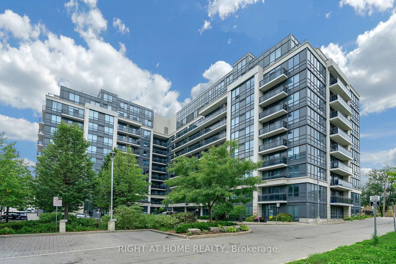 370-highway-7-e-richmond-hill-ontario-n13791664