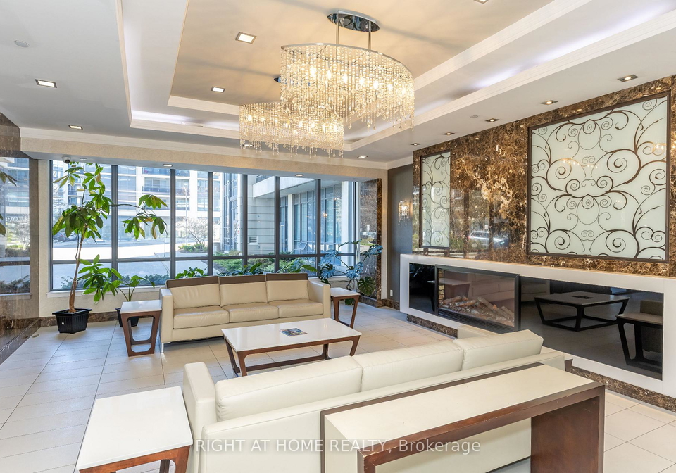 370-highway-7-e-richmond-hill-ontario-n13791664