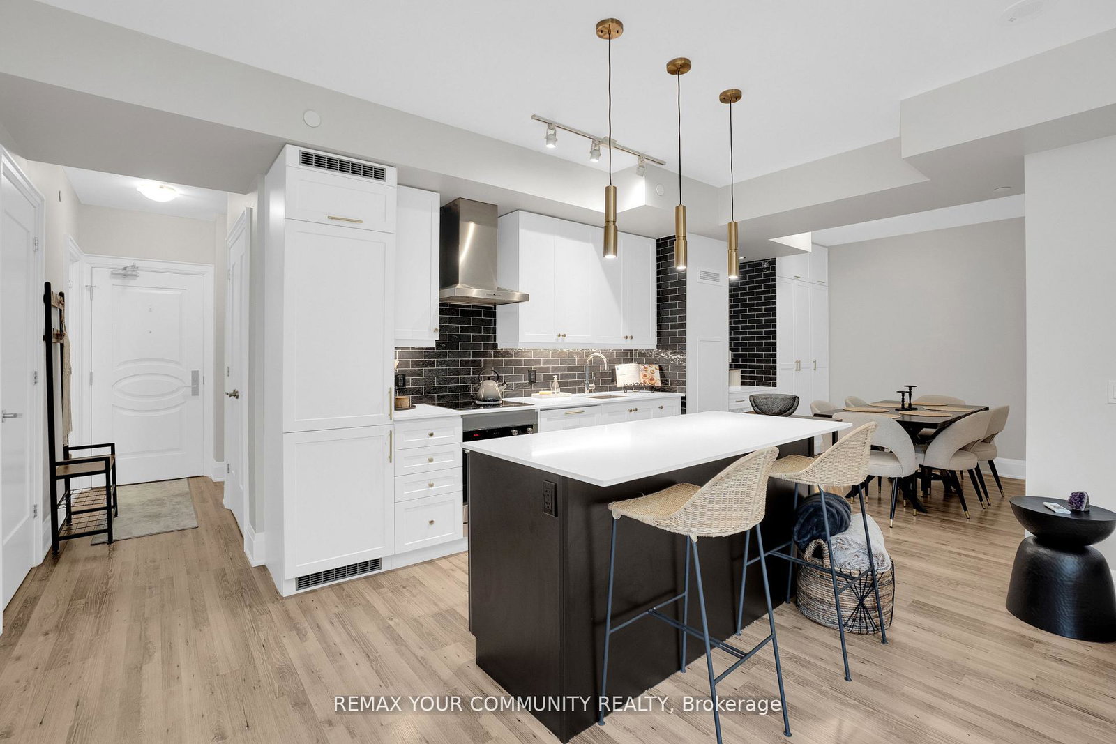 9085-jane-street-vaughan-ontario-n13792310
