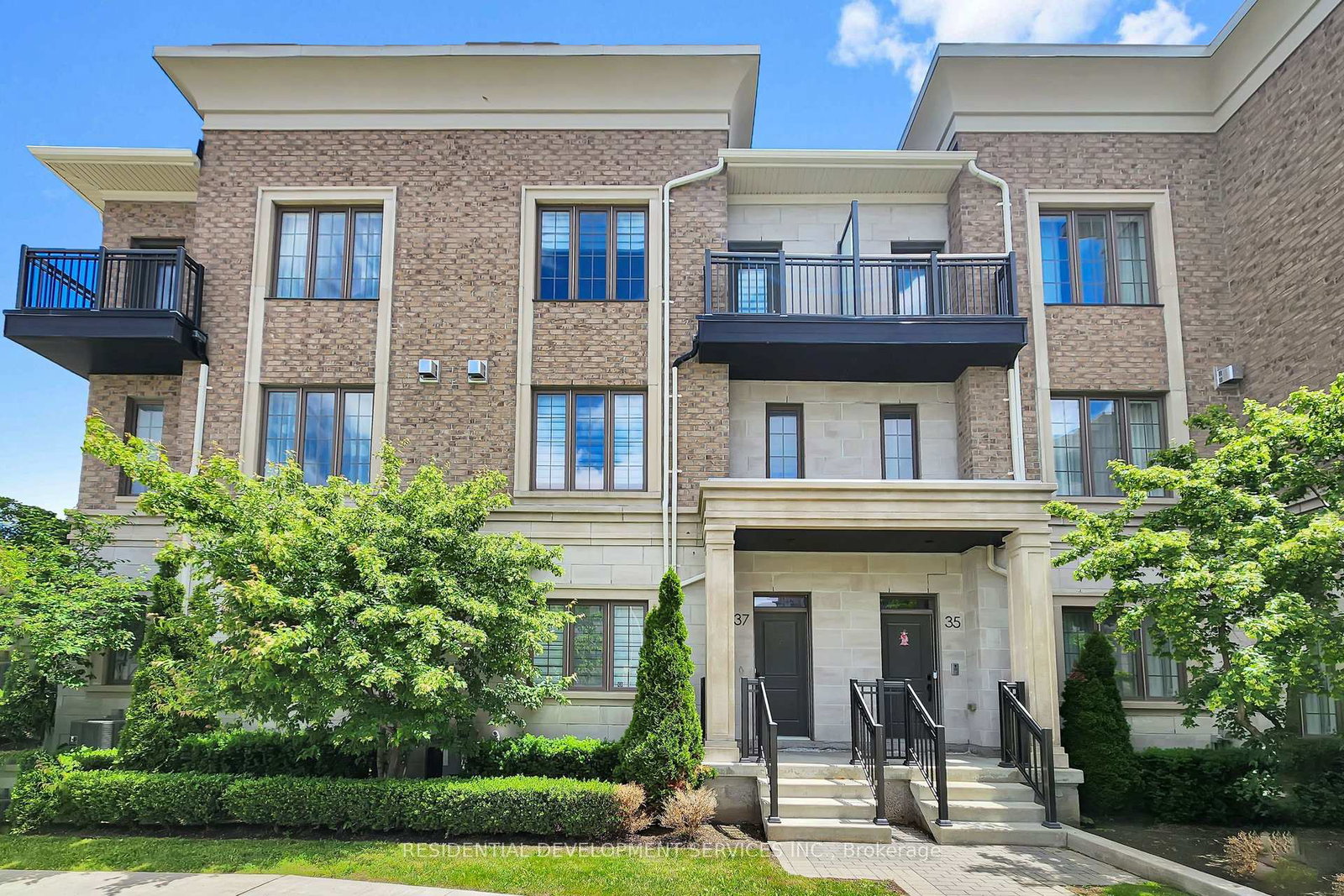 37-village-parkway-markham-ontario-n13792432