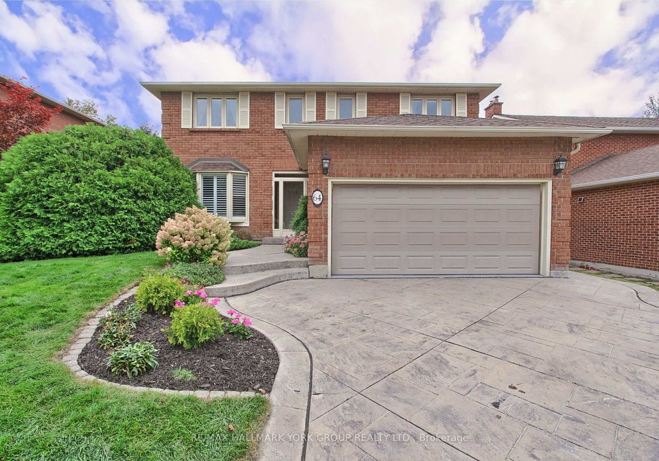 64-golf-links-drive-aurora-ontario-n13792668