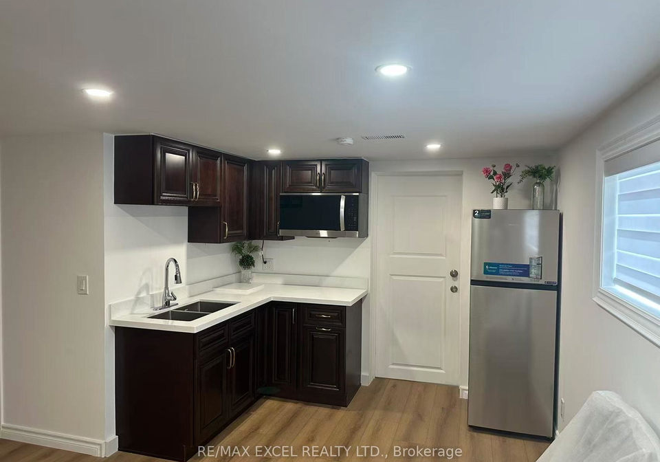 5-union-street-markham-ontario-n13792962