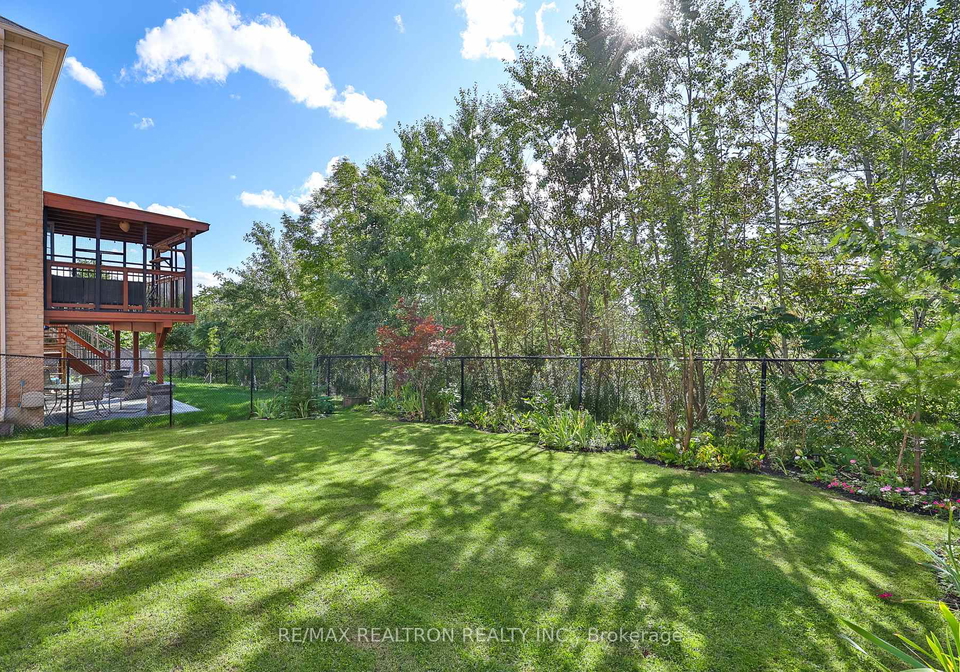 125-lady-karen-crescent-vaughan-ontario-n13793110