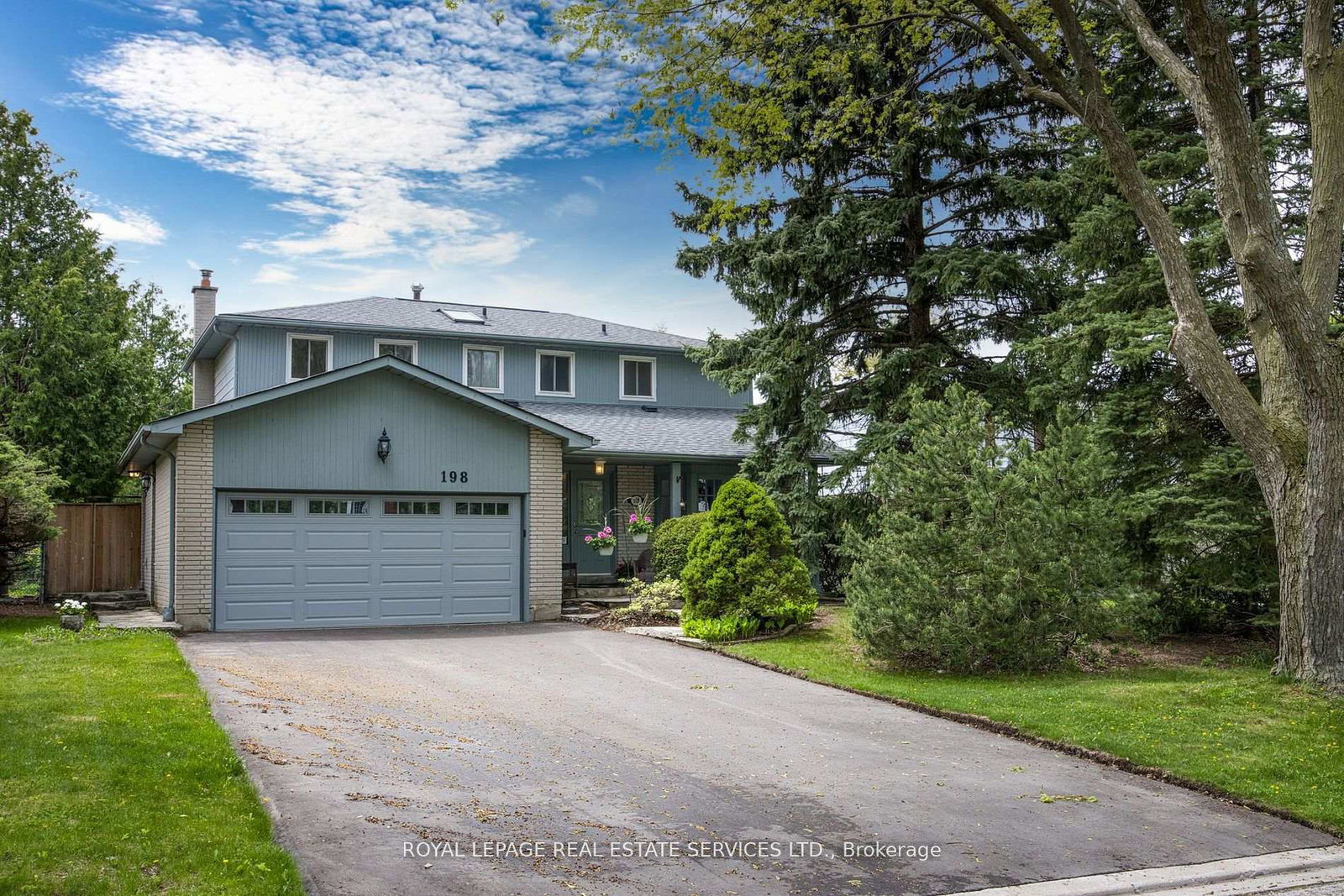 198-romfield-circuit-markham-ontario-n13793778