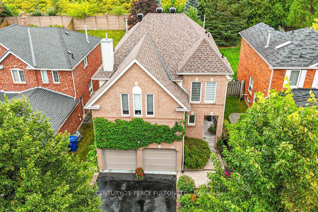 84-loraview-lane-aurora-ontario-n13794722
