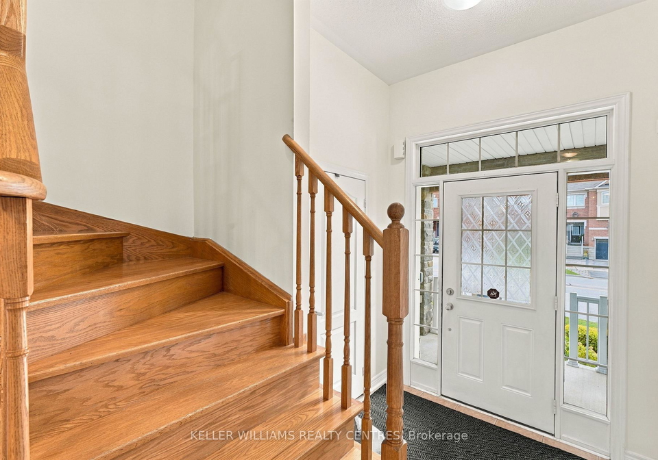 8-rogers-trail-bradford-west-gwillimbury-ontario-n13795160